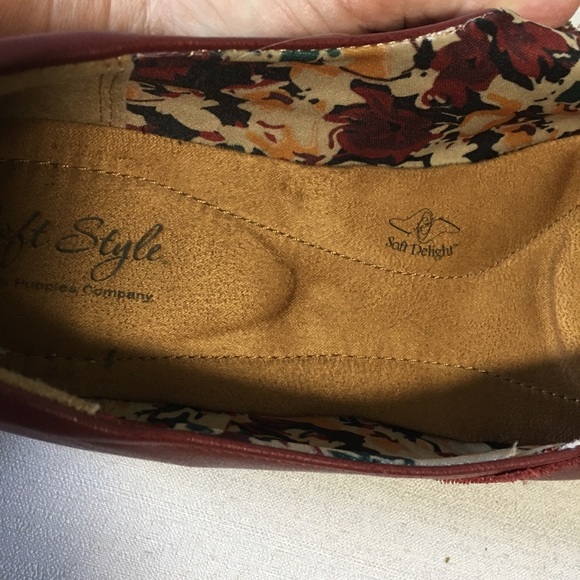 Hush Puppies Soft Style Mary Jane Shoes Sz 11 burgundy/wine EUC Like new - Picture 8 of 14